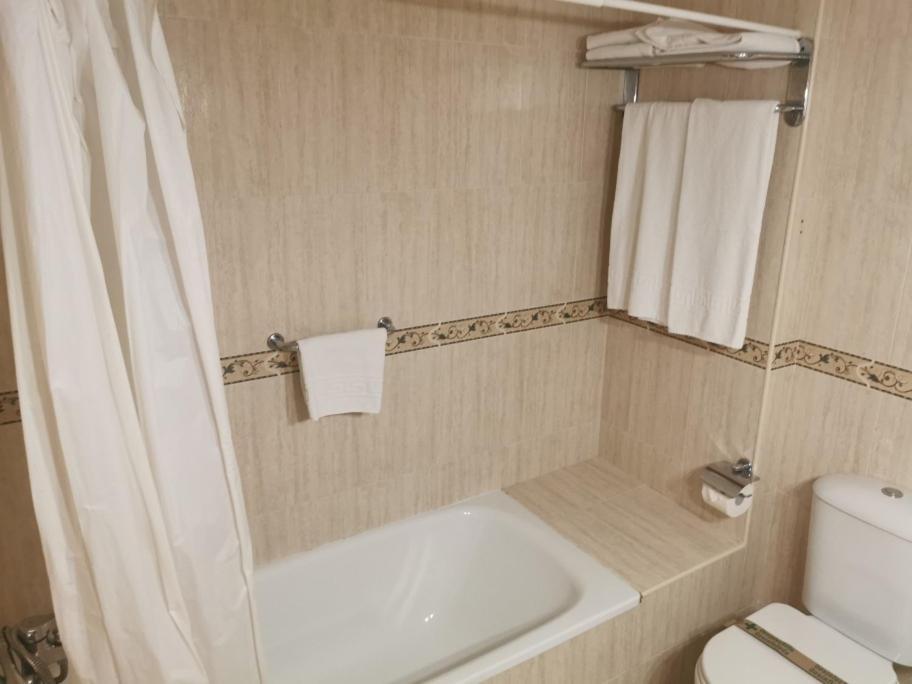 Apartamentos El Trovador Cazorla Exterior foto